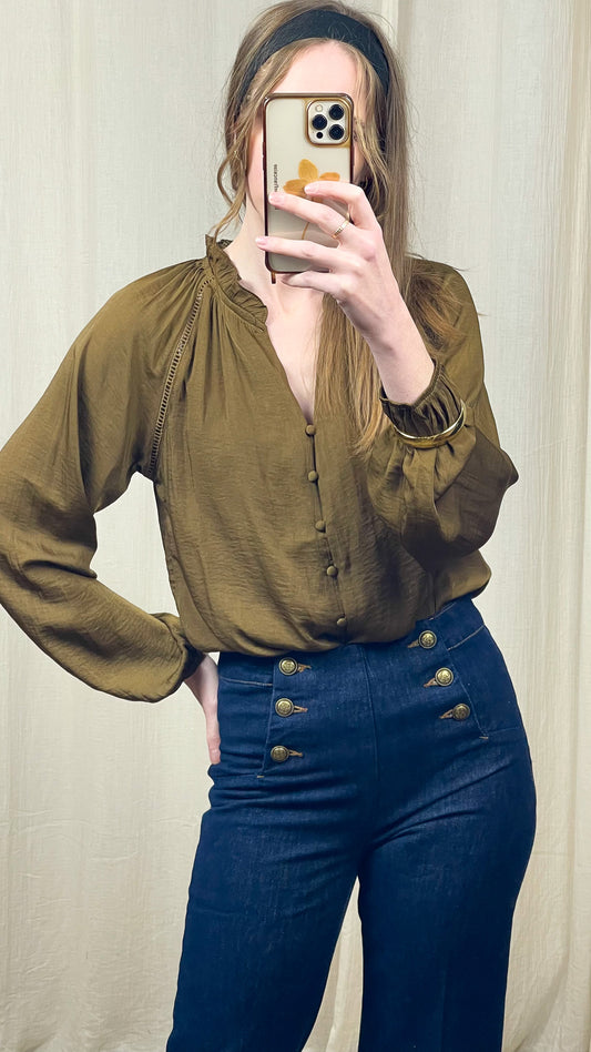 Blouse Aëla – Blouse fluide avec détails ajourés