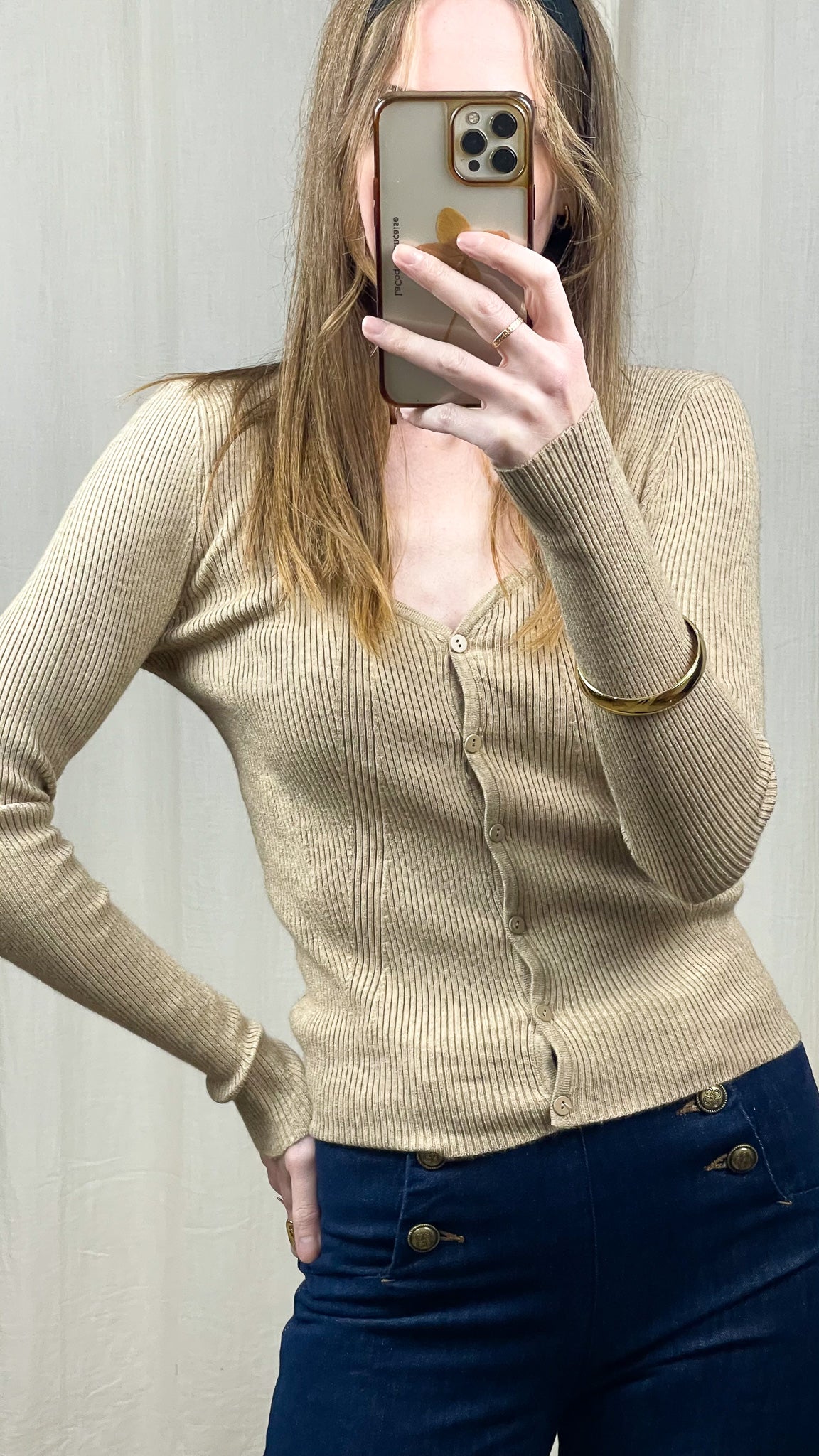 Pull Flavia – Cardigan côtelé ajusté
