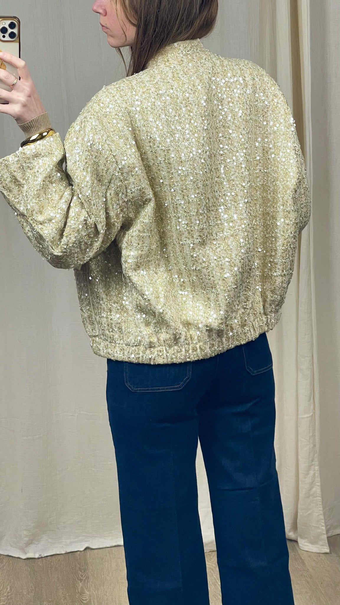 Bomber Léna – Bomber texturé à sequins dorés