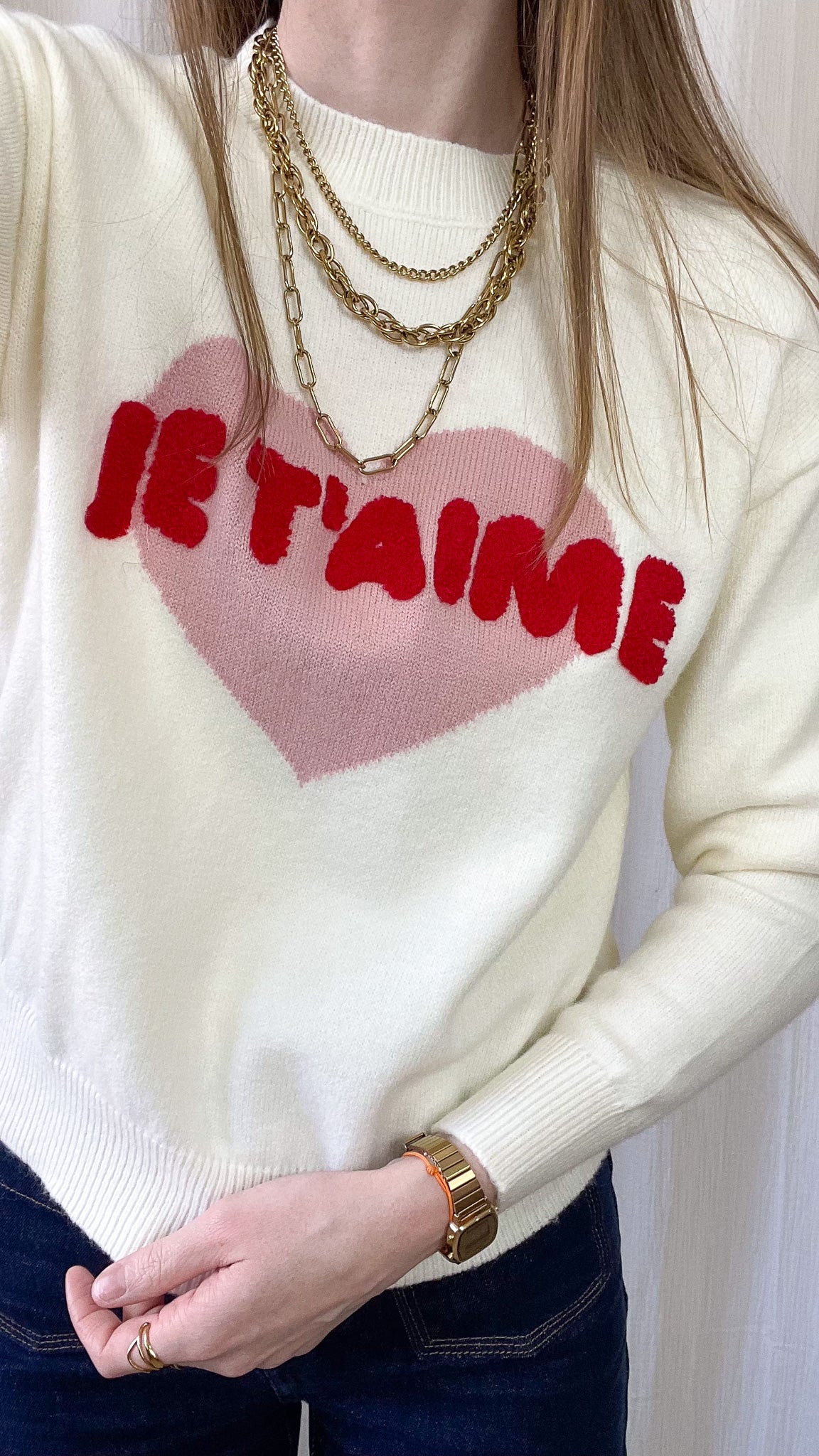 Pull cœur avec écriture « Je t’aime »