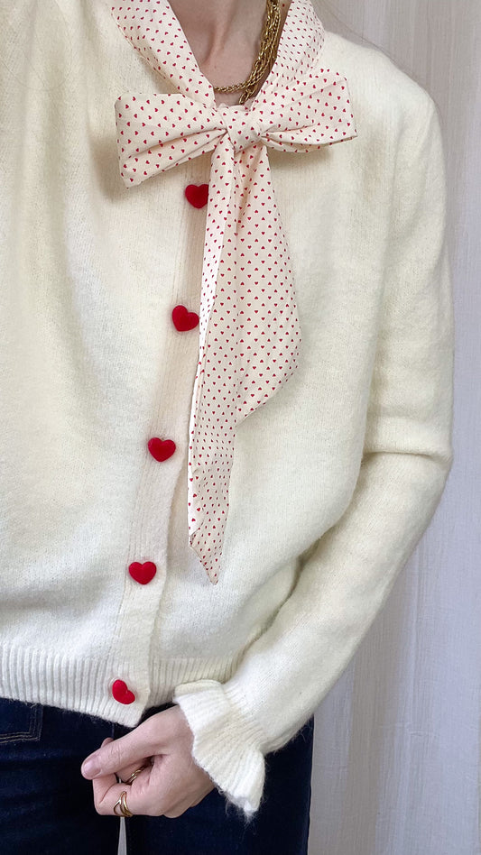 Pull Lolita - Pull col lavallière avec boutons cœur