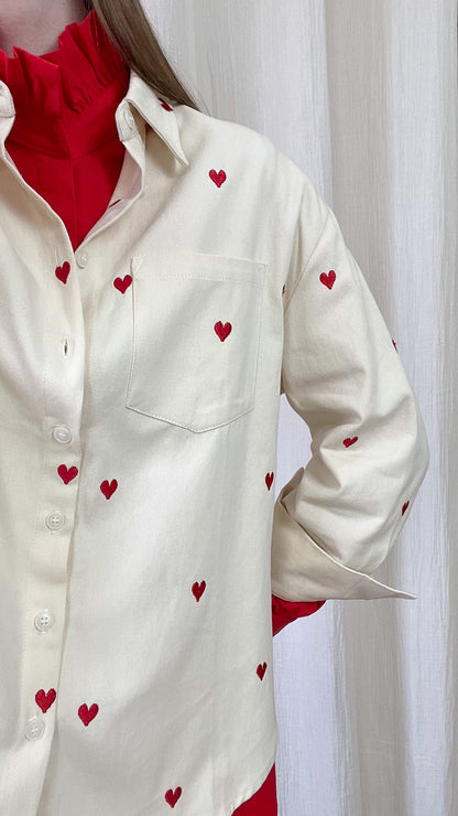 Chemise Love - Chemise en coton à cœurs brodés