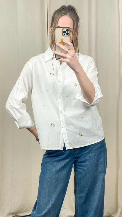 Chemise Fleurette - Chemise banche avec fleurs bordées
