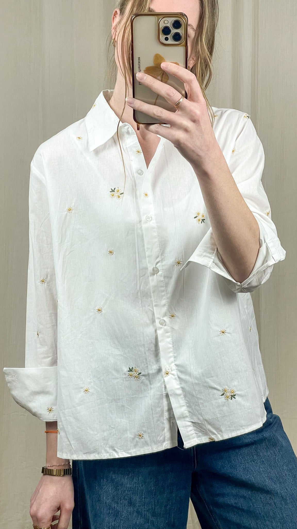 Chemise Fleurette - Chemise banche avec fleurs bordées