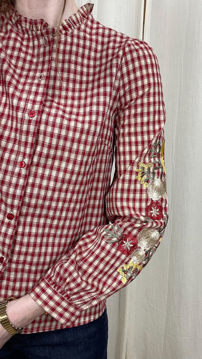 Blouse Capucine – Blouse à carreaux avec fleurs brodées