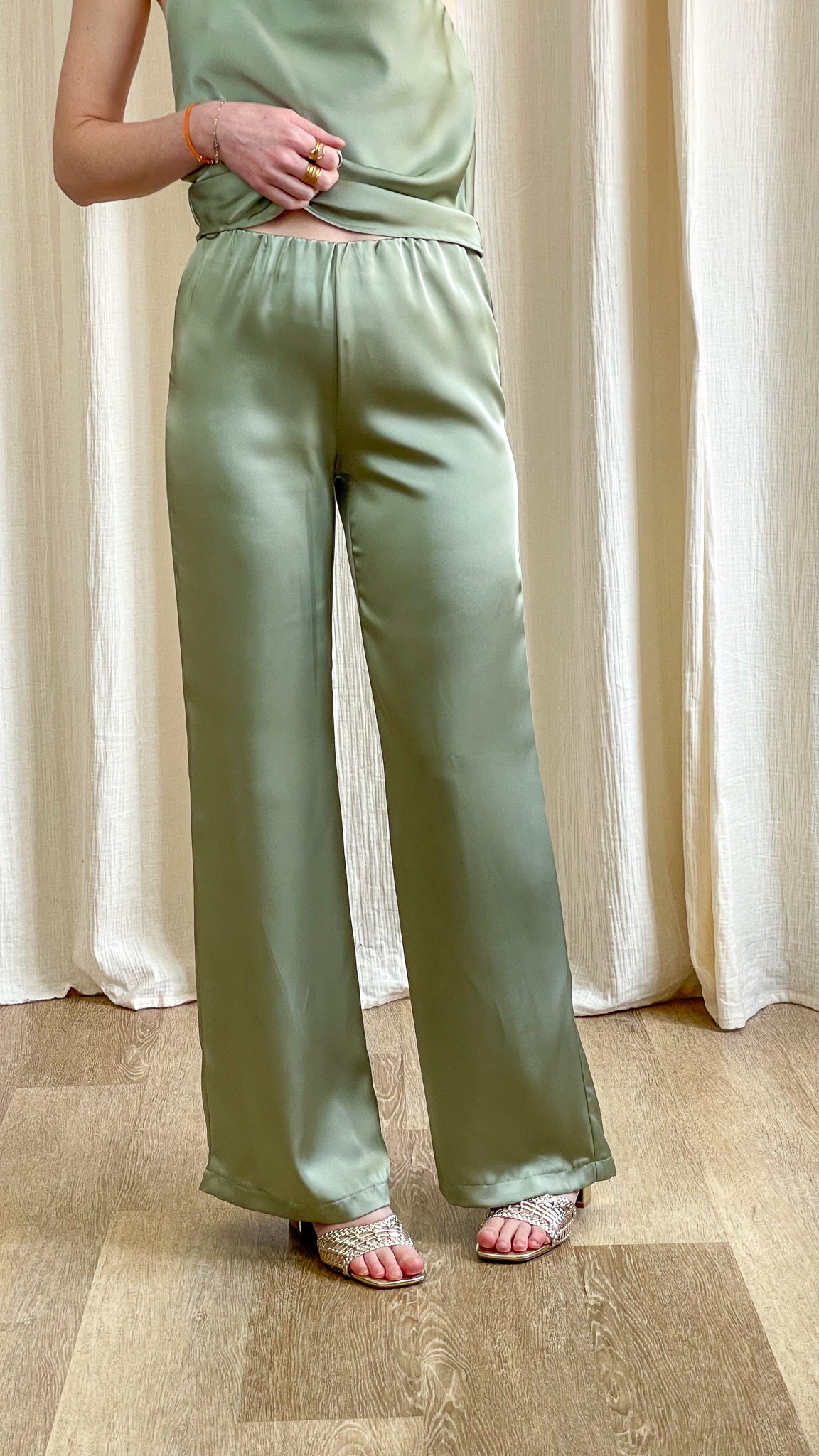 Pantalon Salomé – Pantalon fluide satiné taille élastiquée