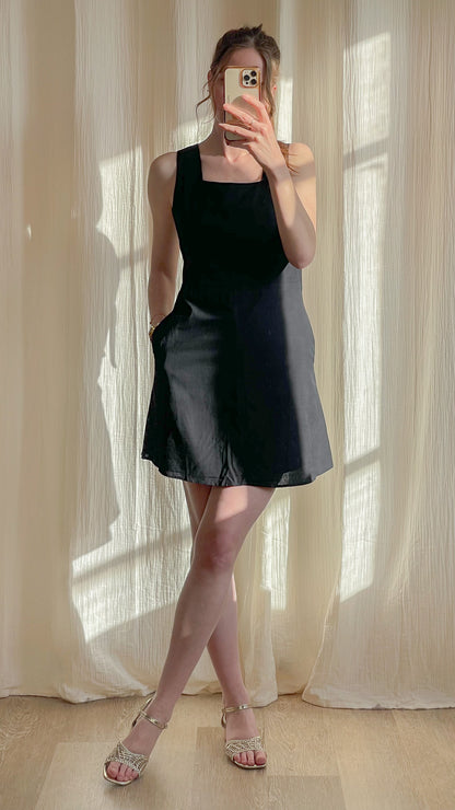 Robe Célia – Robe courte évasée à bretelles larges