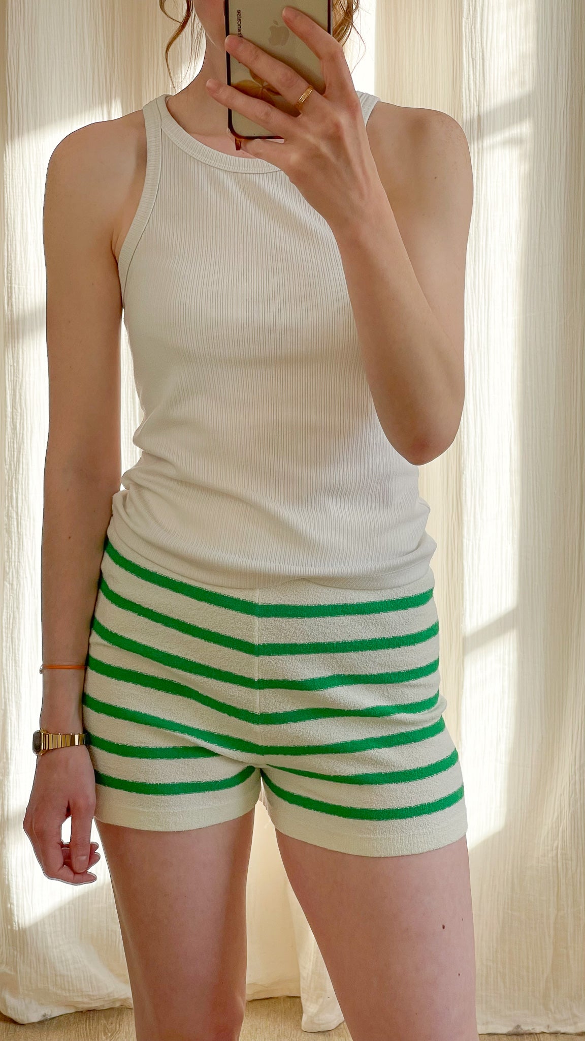 Short Dori – Short en éponge rayé vert et écru