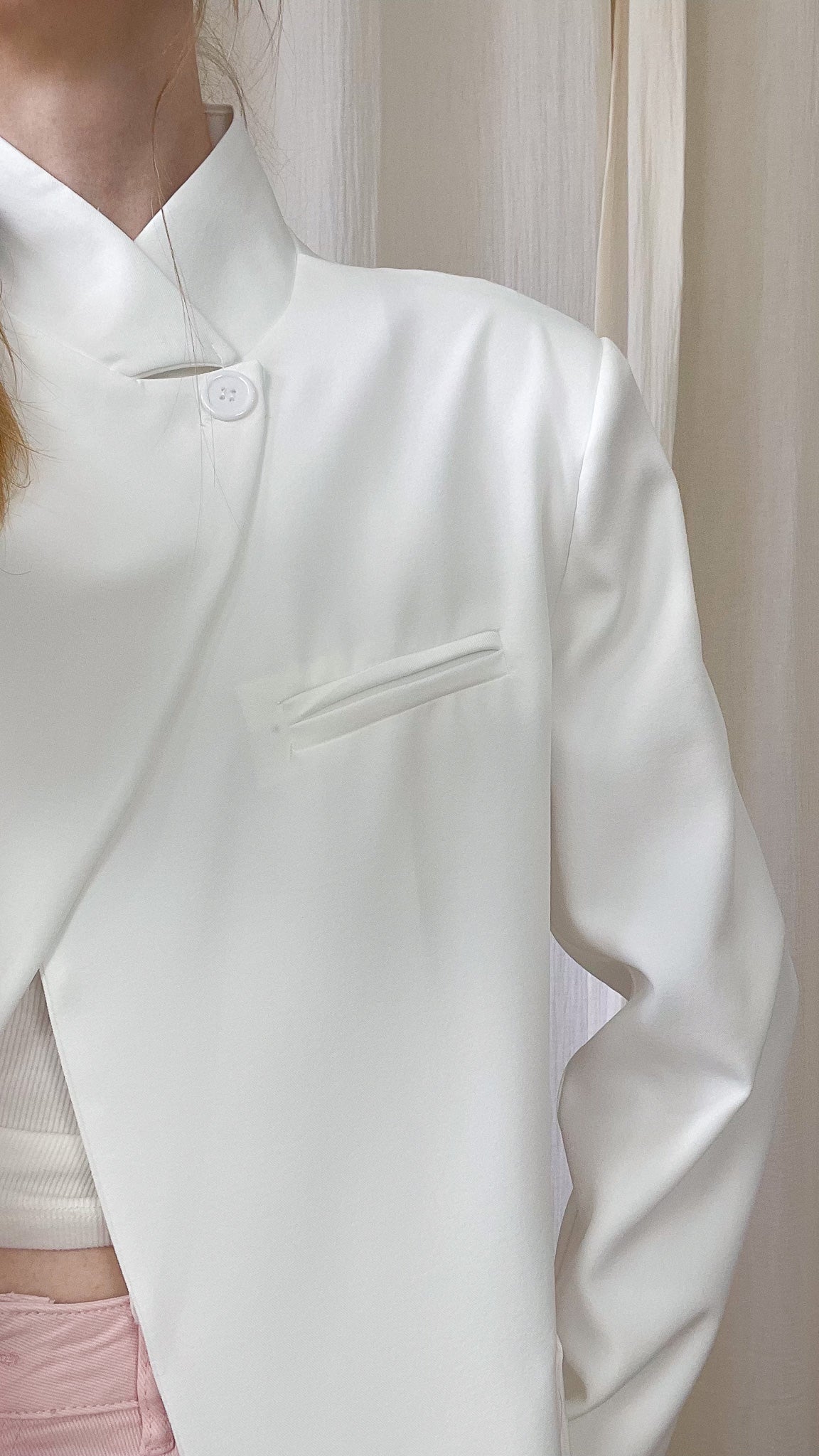 Blazer Valya – Blazer femme col montant coupe structurée