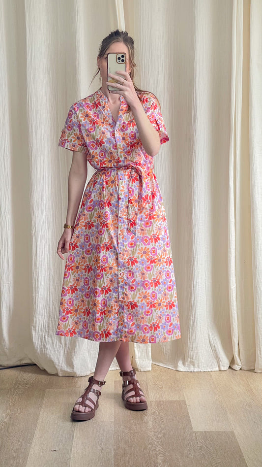 Robe Mel – Robe chemise midi imprimé floral coloré ceinturée