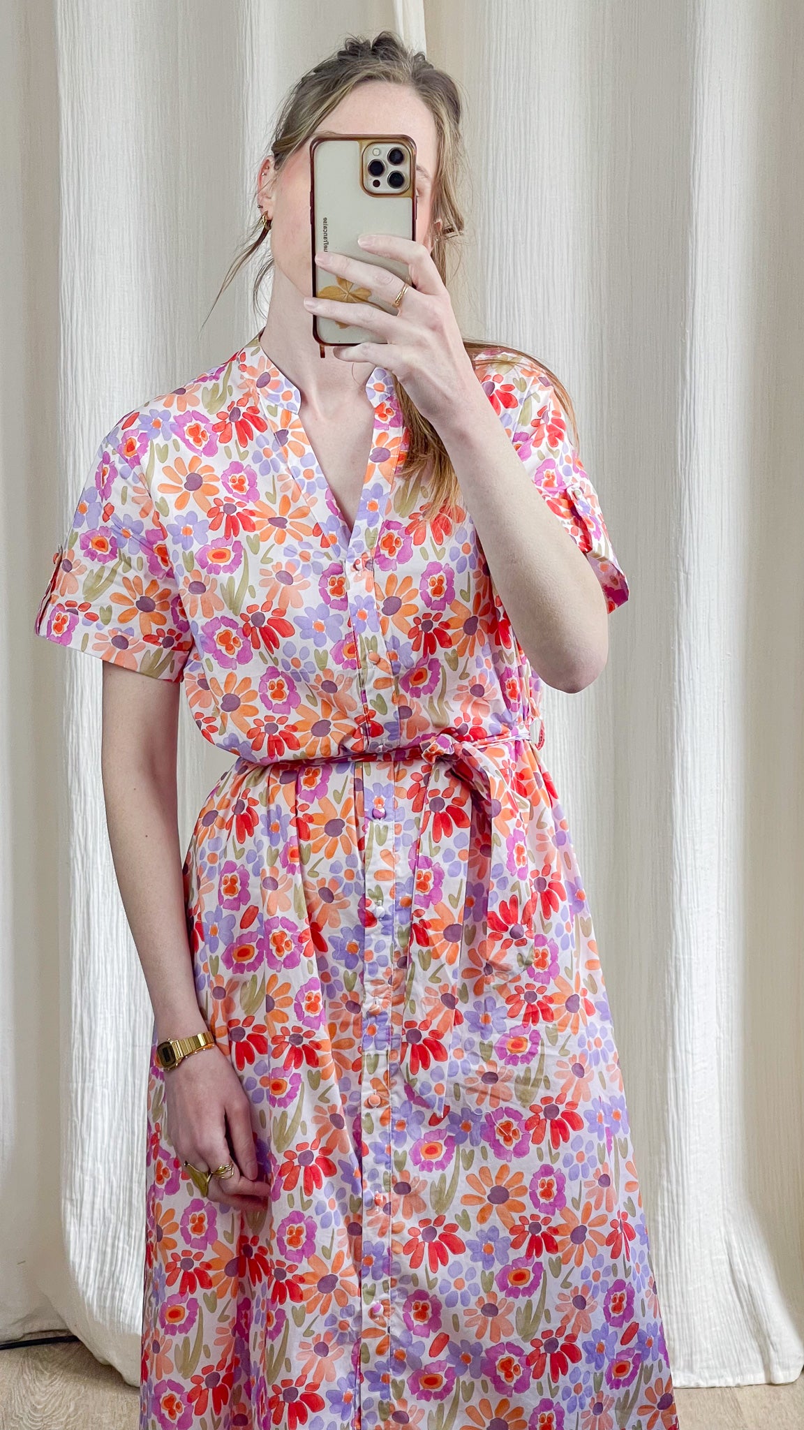 Robe Mel – Robe chemise midi imprimé floral coloré ceinturée