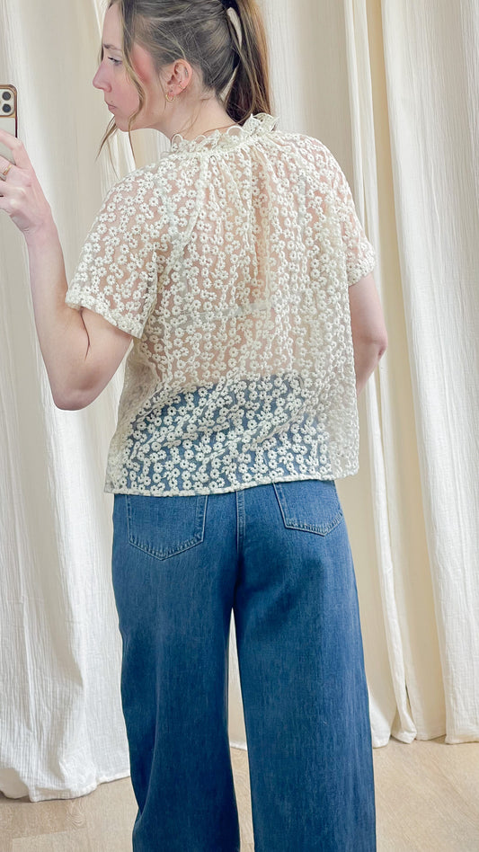 Blouse Christine – Blouse broderie fleurie col volant