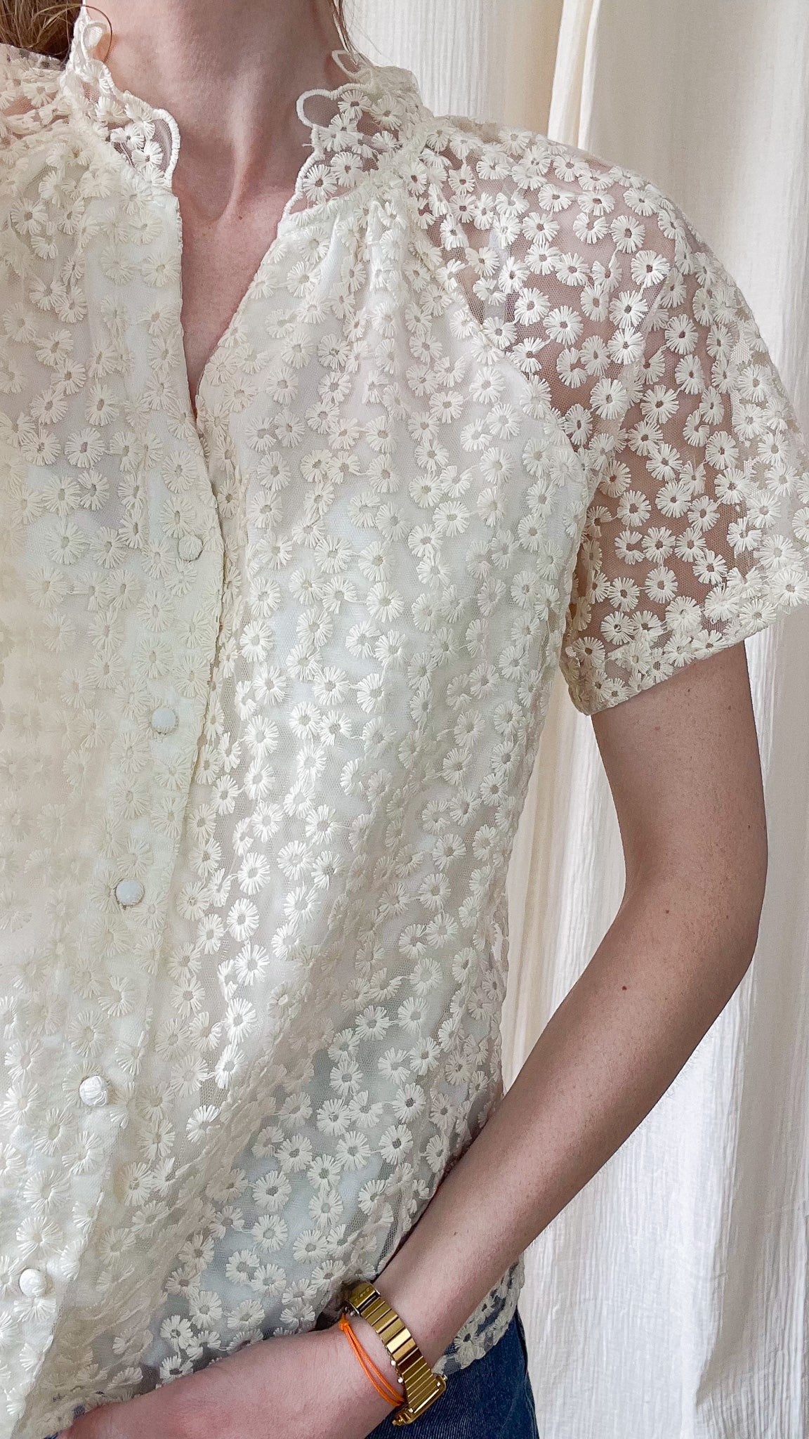 Blouse Christine – Blouse broderie fleurie col volant
