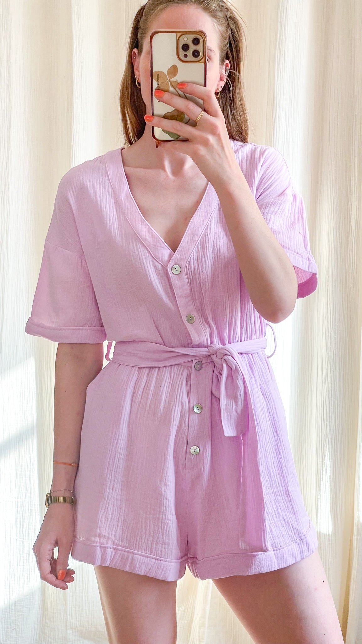Combishort rose pastel femme manches courtes boutonné avec ceinture à nouer style casual été