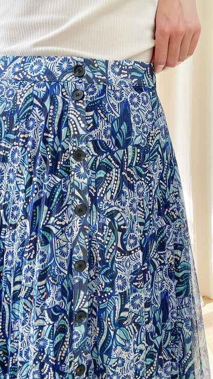Jupe longue Mira bleu imprimé floral bohème avec boutons décoratifs femme tendance été