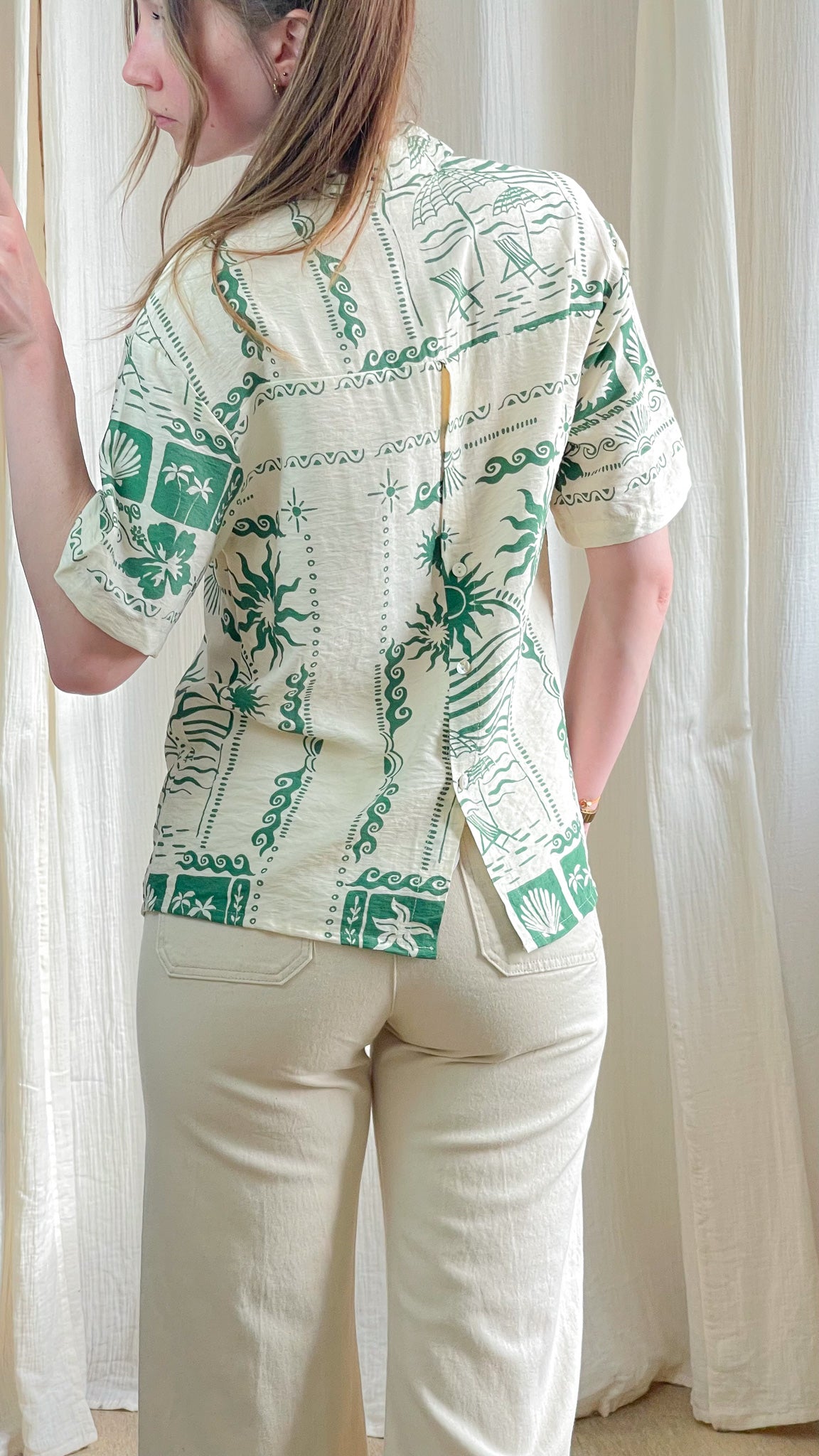 Chemisier Romane écru imprimé tropical vert manches courtes coupe ample style bohème femme été