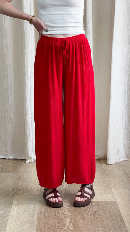 Pantalon fluide rouge taille élastique coupe large style bohème femme été