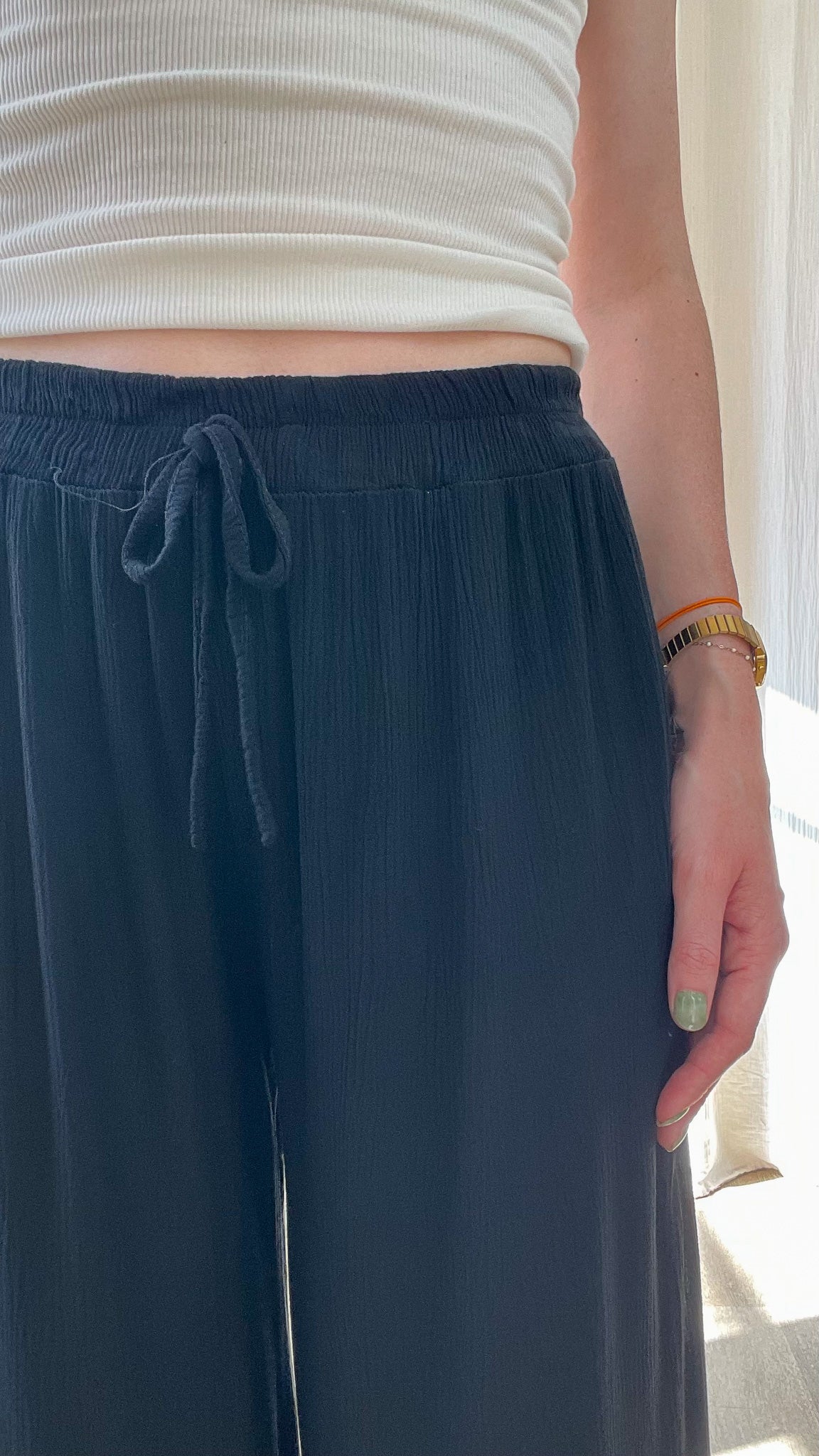 Pantalon large bleu marine en viscose fluide taille élastique avec cordon de serrage, style décontracté femme