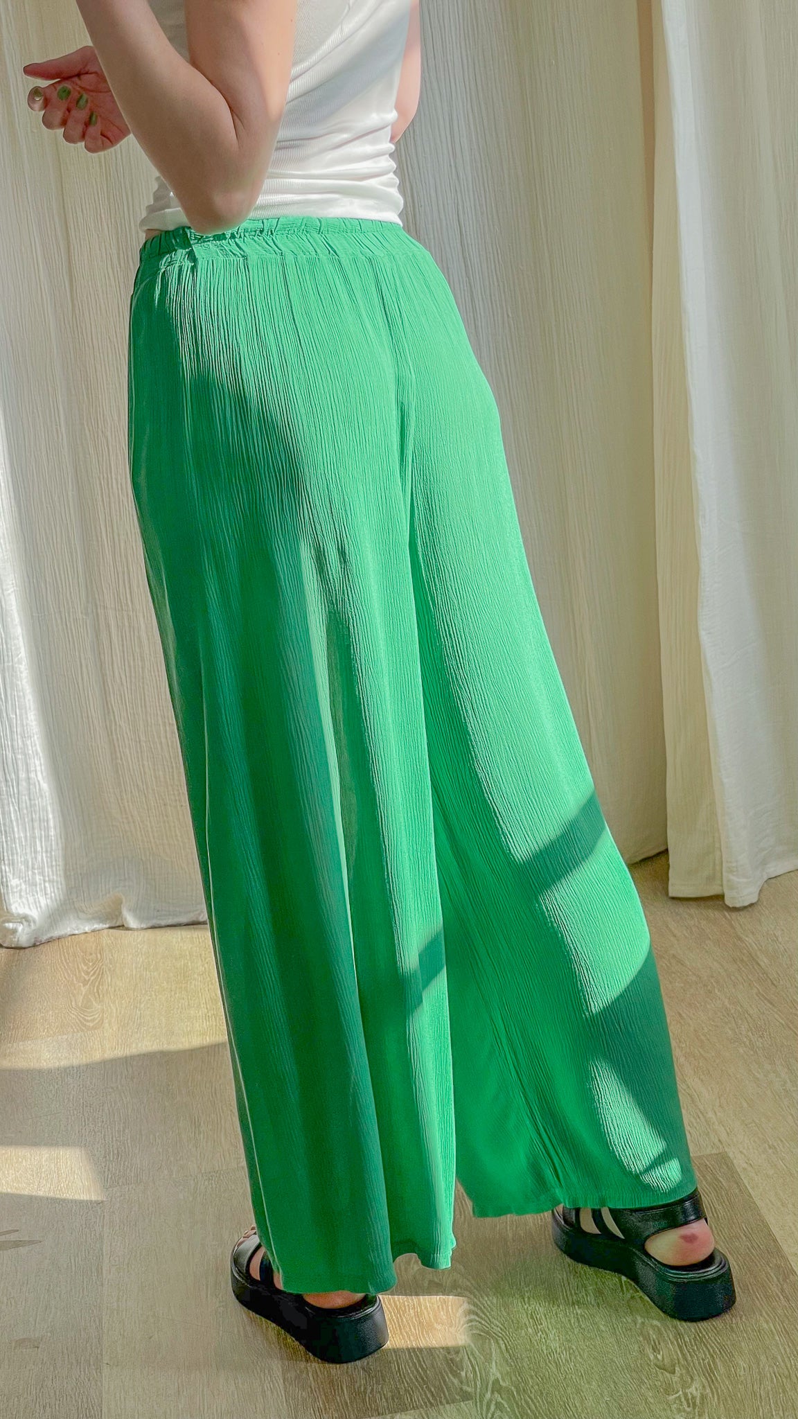 Pantalon large vert fluide en viscose taille élastique femme style bohème décontracté