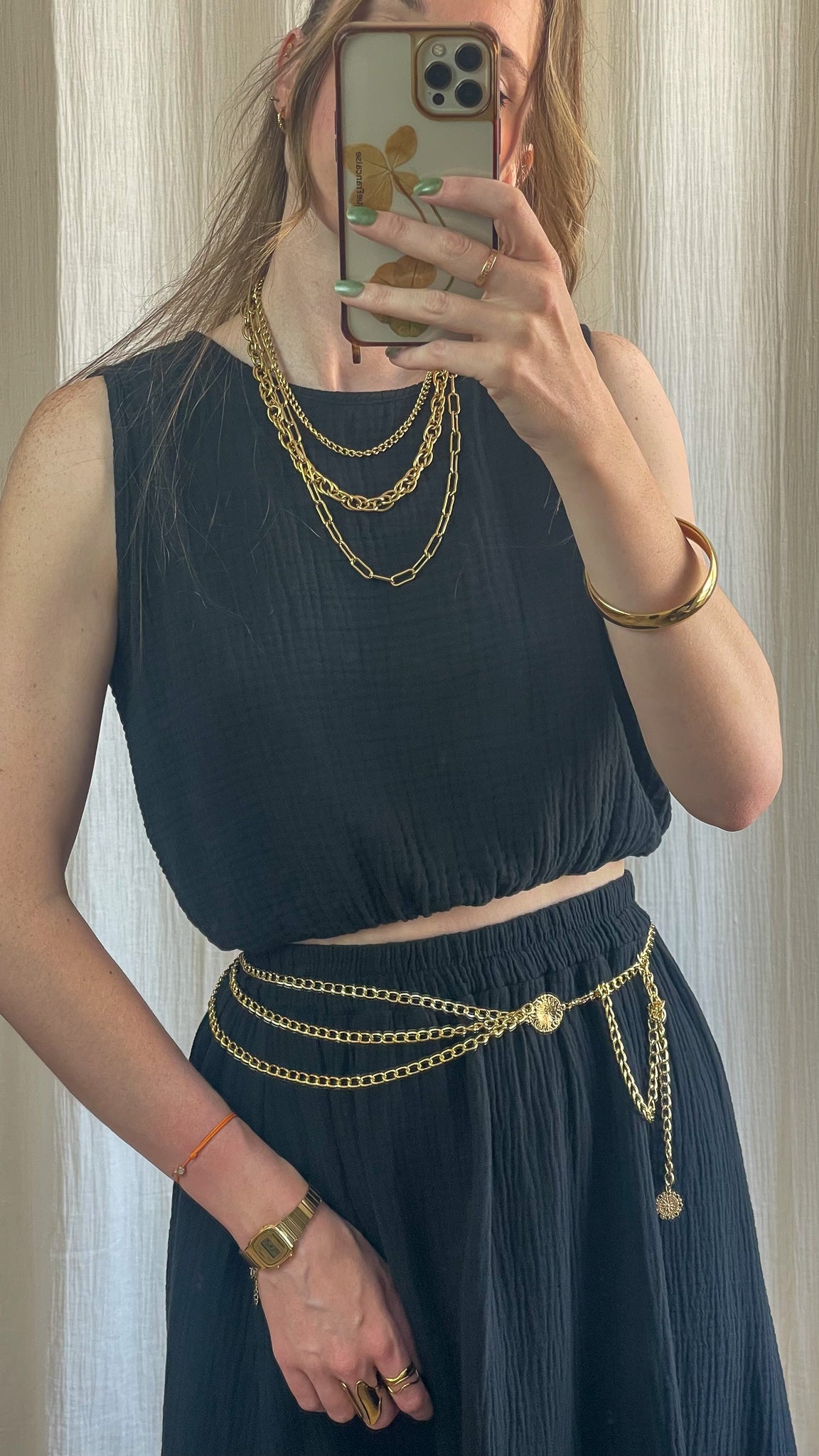 Ensemble top et jupe Lola en gaze de coton bleu marine femme avec ceinture chaîne dorée style bohème chic