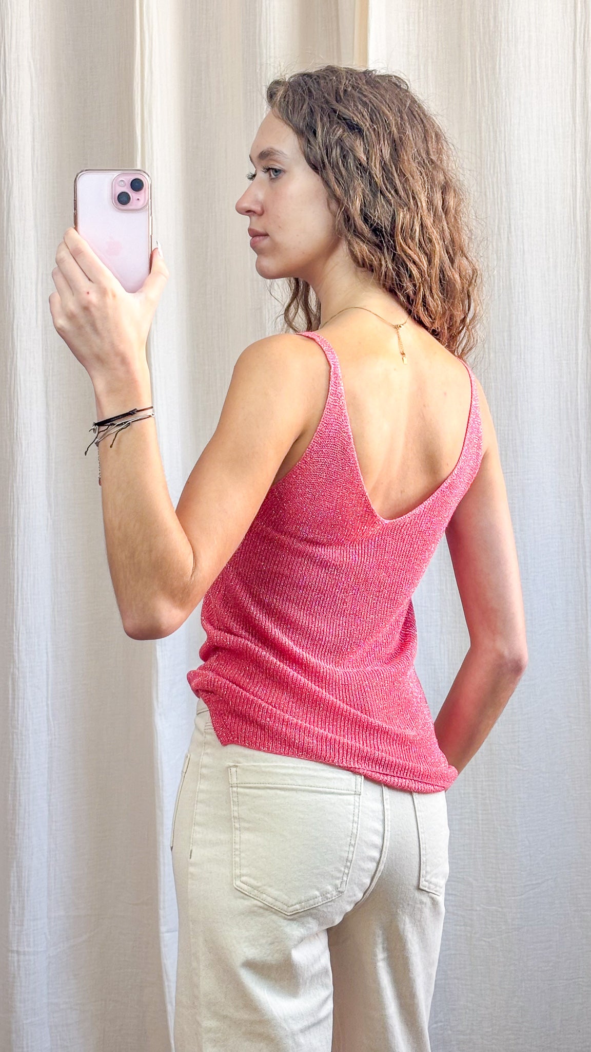 Top débardeur rose à paillettes lurex dos échancré femme maille fine brillante style casual chic