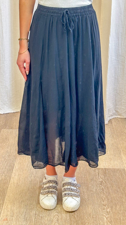 Jupe longue fluide bleu marine taille élastique avec lien à nouer style bohème décontracté femme
