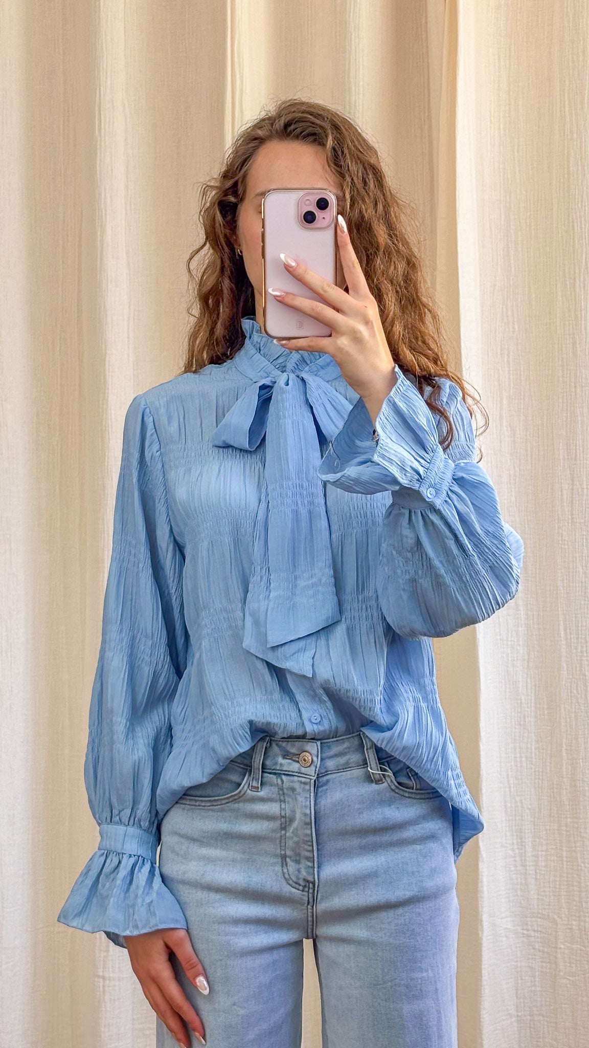 Blouse Maria - Blouse col lavallière effet gaufré