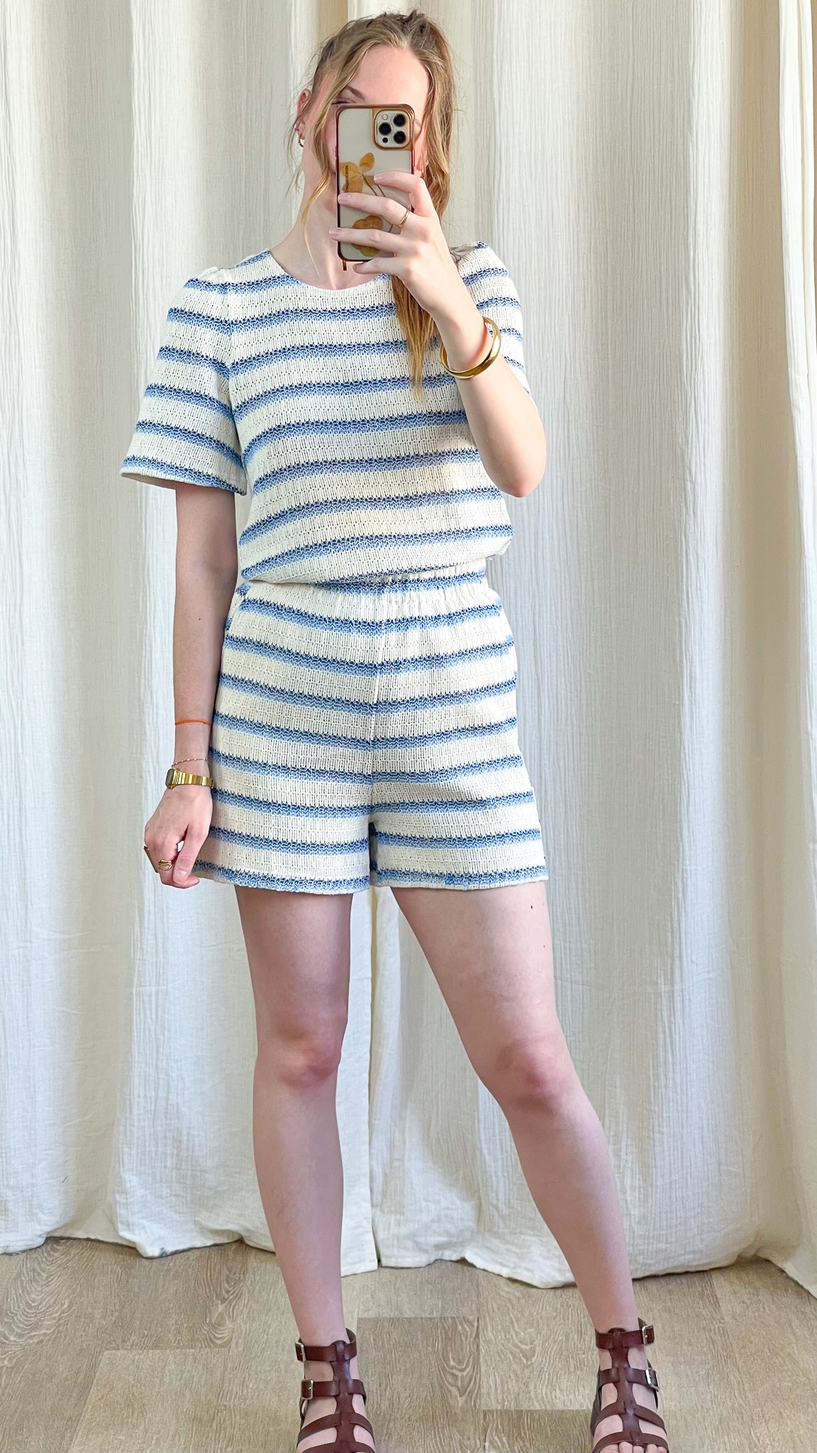 Short Lana rayé bleu et écru en maille tricotée coupe fluide taille élastique femme été