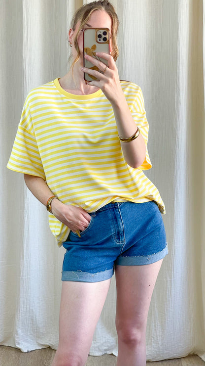 T-shirt Théa oversize rayé jaune et blanc manches courtes femme style casual été