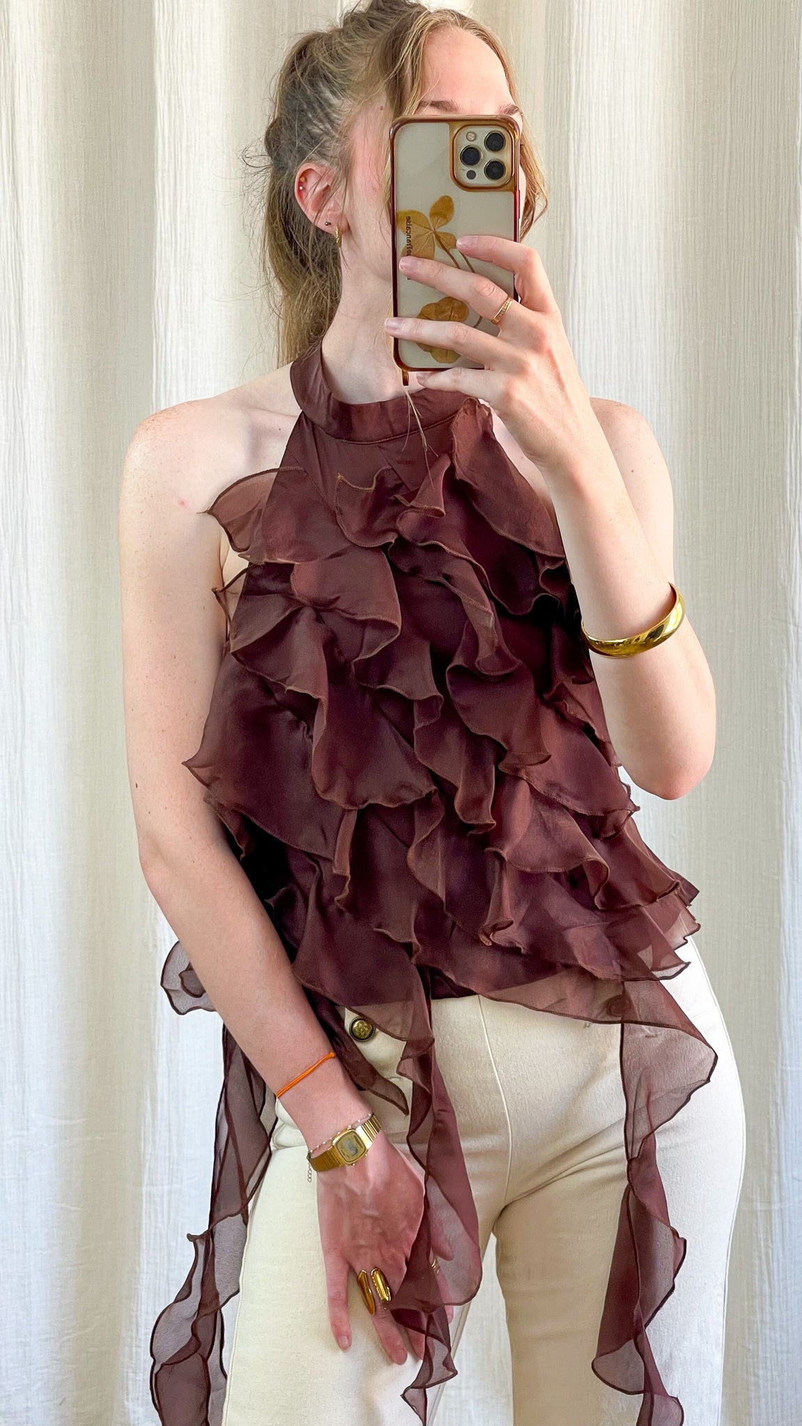 Top Léa bordeaux à volants en organza transparent style romantique femme avec col montant sans manches