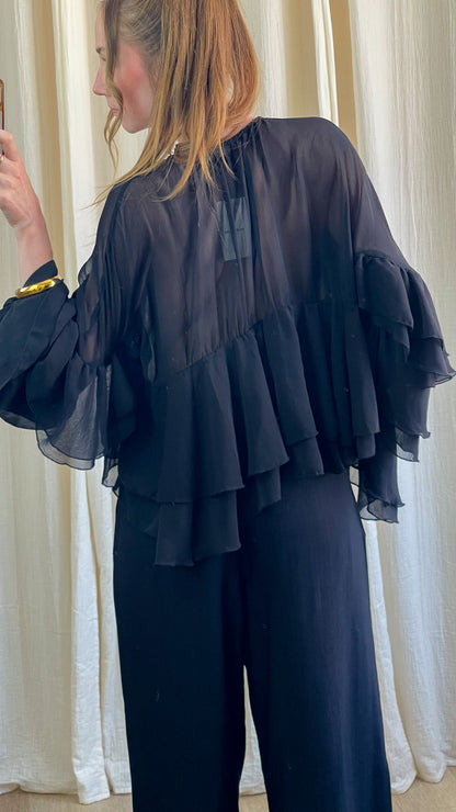 Blouse Belinda noire transparente à volants superposés manches évasées style bohème chic femme