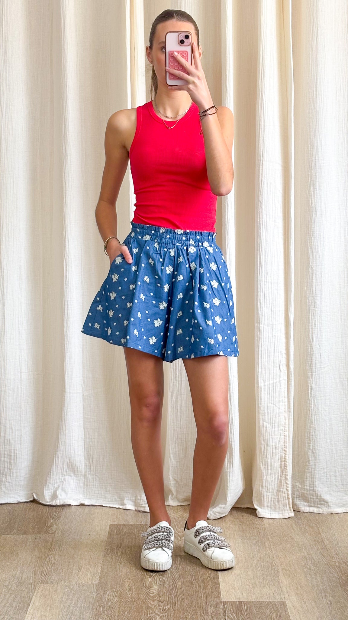 Short Assia - Short bleu imprimé taille haute fluide été