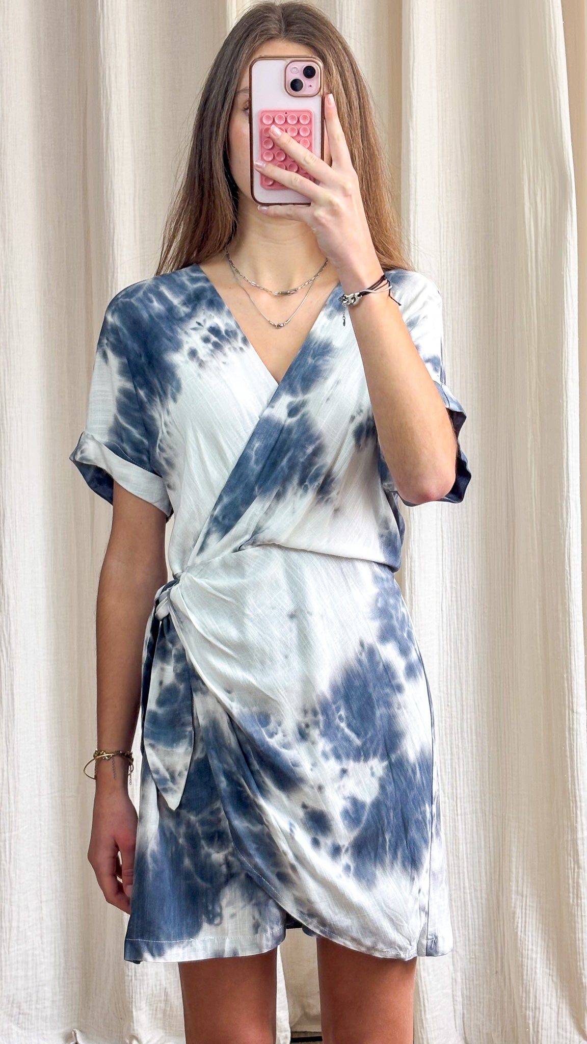 Robe Lina – Robe portefeuille courte effet tie & dye