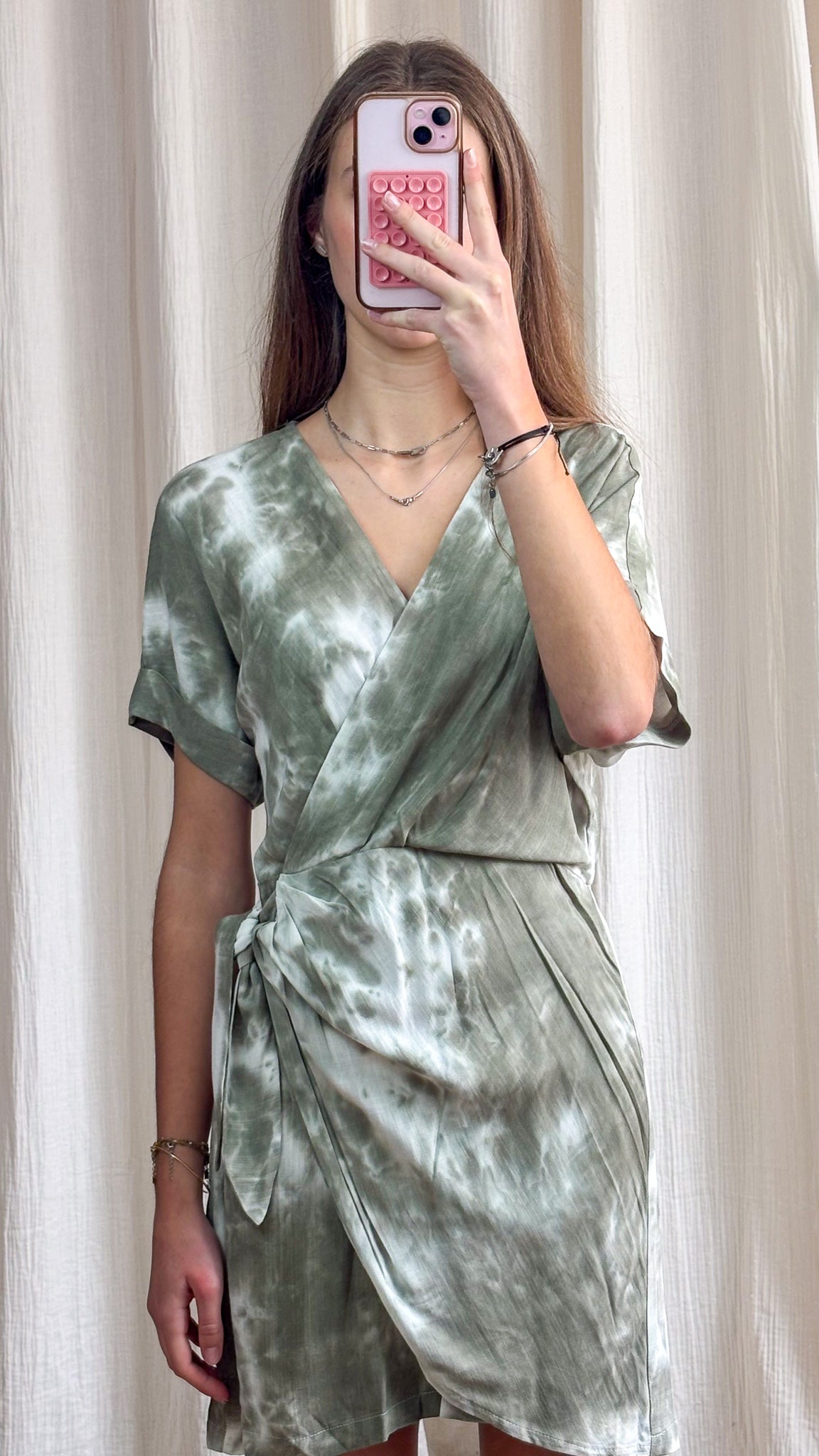 Robe Lina – Robe portefeuille courte effet tie & dye