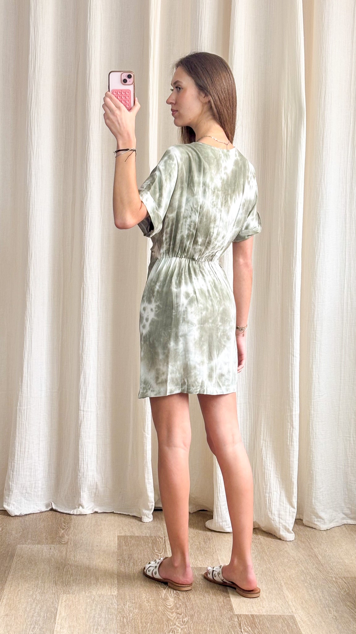 Robe Lina – Robe portefeuille courte effet tie & dye