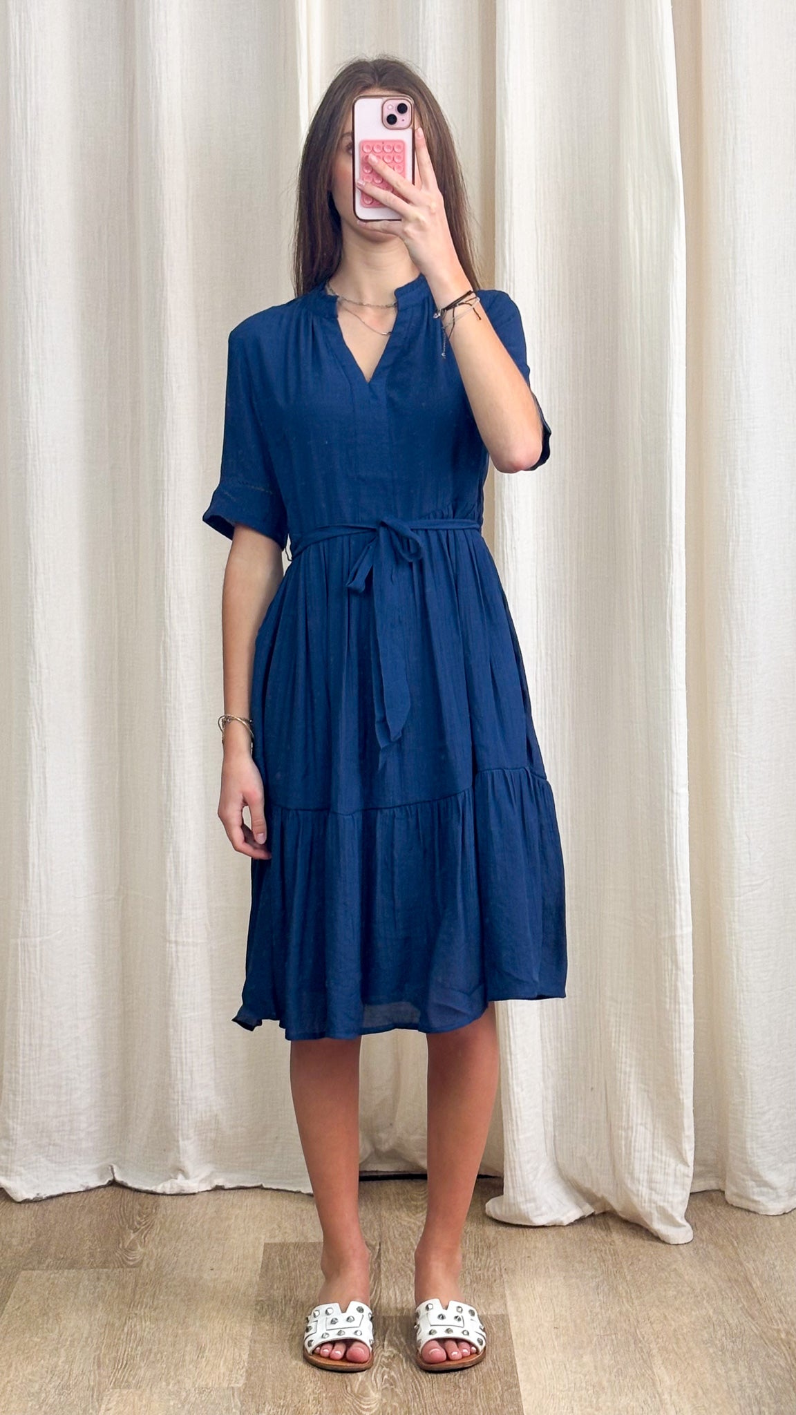 Robe Julia – Robe fluide ceinturée