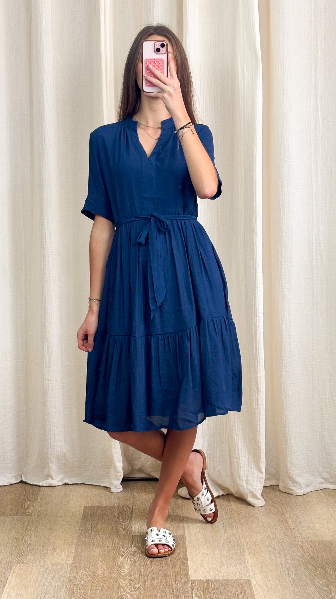 Robe Julia – Robe fluide ceinturée
