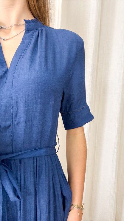 Robe Julia – Robe fluide ceinturée