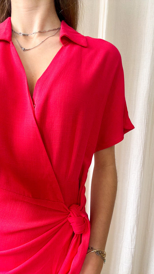Robe Emilia – Robe portefeuille fluide rouge éclatant