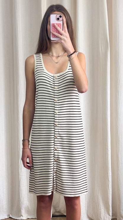 Robe marinière – Robe courte rayée sans manches à boutons