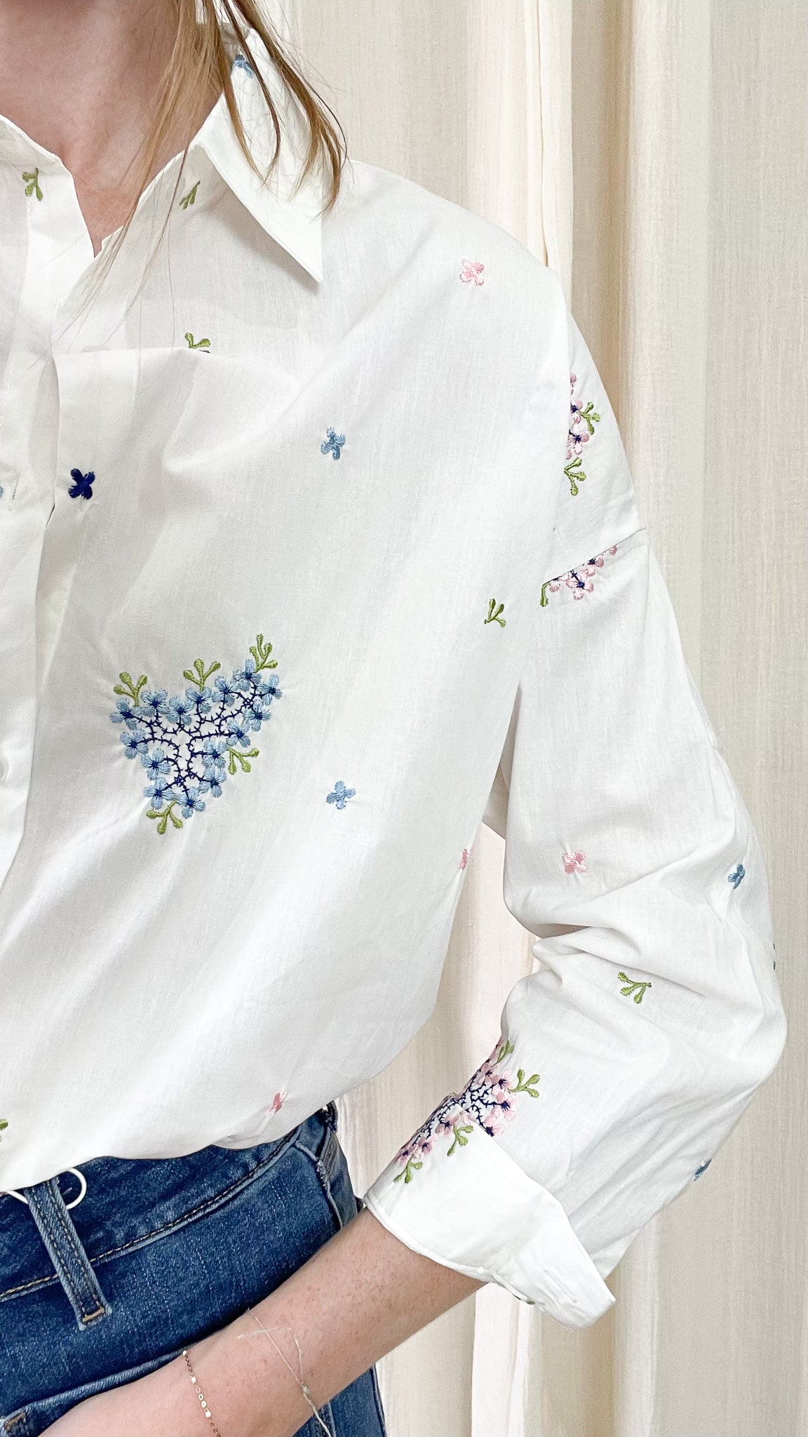 Chemise Amalia - Chemise avec fleurs brodées