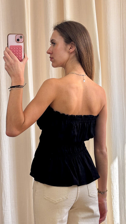 Top Laure – Top bustier noir smocké à volants