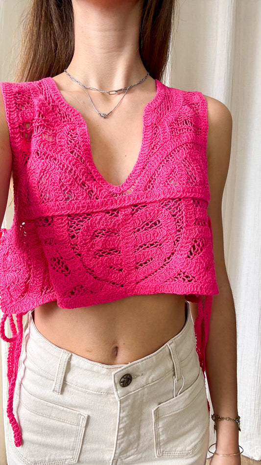 Top Houna – Top crochet rose fuchsia effet cropped