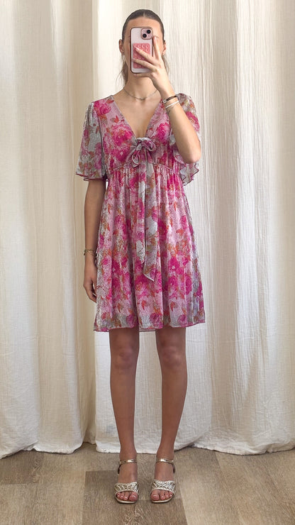 Robe Lina – Robe courte fluide imprimé rose lumineux