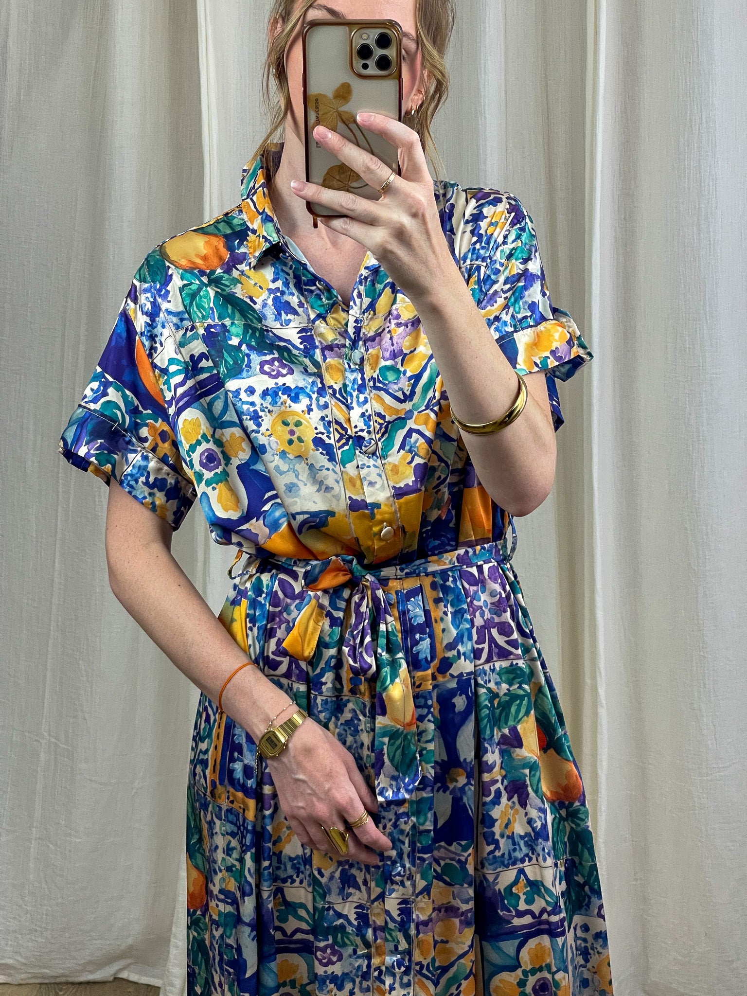 Robe chemise longue imprimé floral bleu orange style méditerranéen, manches courtes, ceinture à nouer, femme été bohème