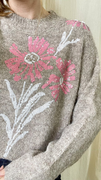 Pull Lia – Pull doux à fleurs brodées de sequins
