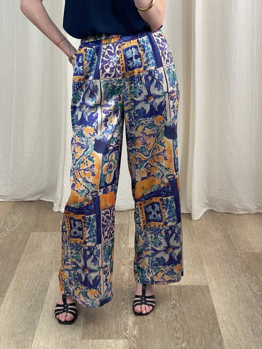 Pantalon fluide imprimé azulejos bleu et jaune coupe large taille élastique femme style bohème chic été