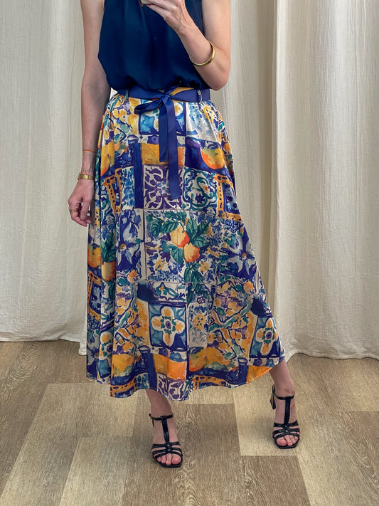 Jupe longue fluide imprimé carreaux méditerranéens bleu et orange, jupe bohème été femme avec lien taille