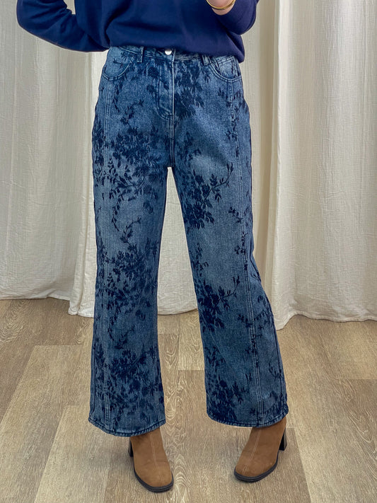 Pantalon large en jean bleu imprimé floral foncé taille haute femme style bohème chic
