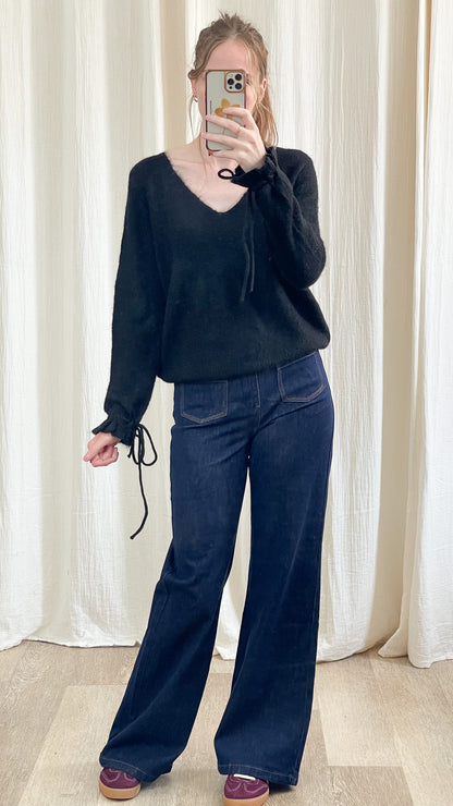 Pull Opaline – Pull doux col V avec liens aux poignets